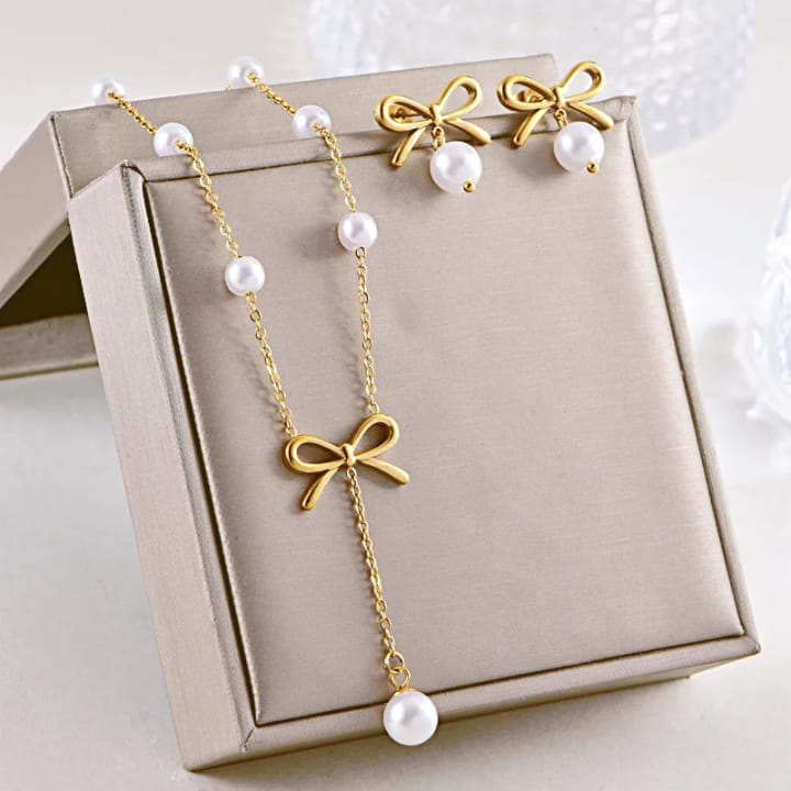 bijoux collier en acier inoxydable et oreilles avec plaqué or